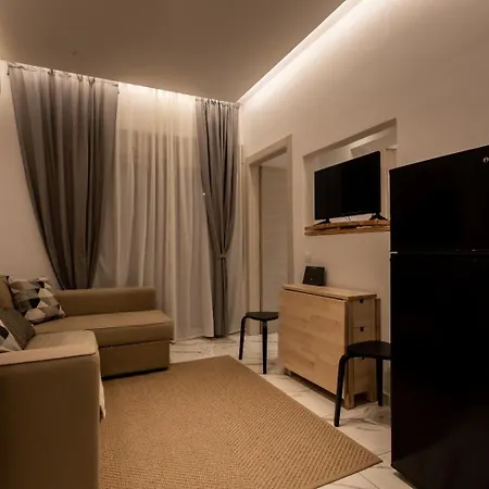 Luxury Apartment In The Center Of Ioannina City Exterior photo