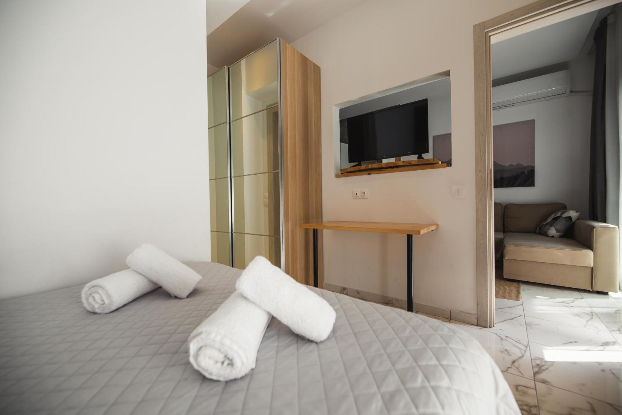 Luxury In The Center Of Apartment